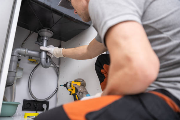 Best Emergency Plumber  in Hudson, IL